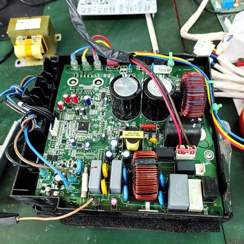 家電電路板維修入門拆裝：解決常見故障問題的必備技能