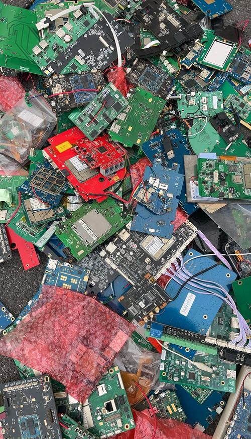 廢舊電路板回收多少錢一斤，廢舊電路板回收處理工藝流程